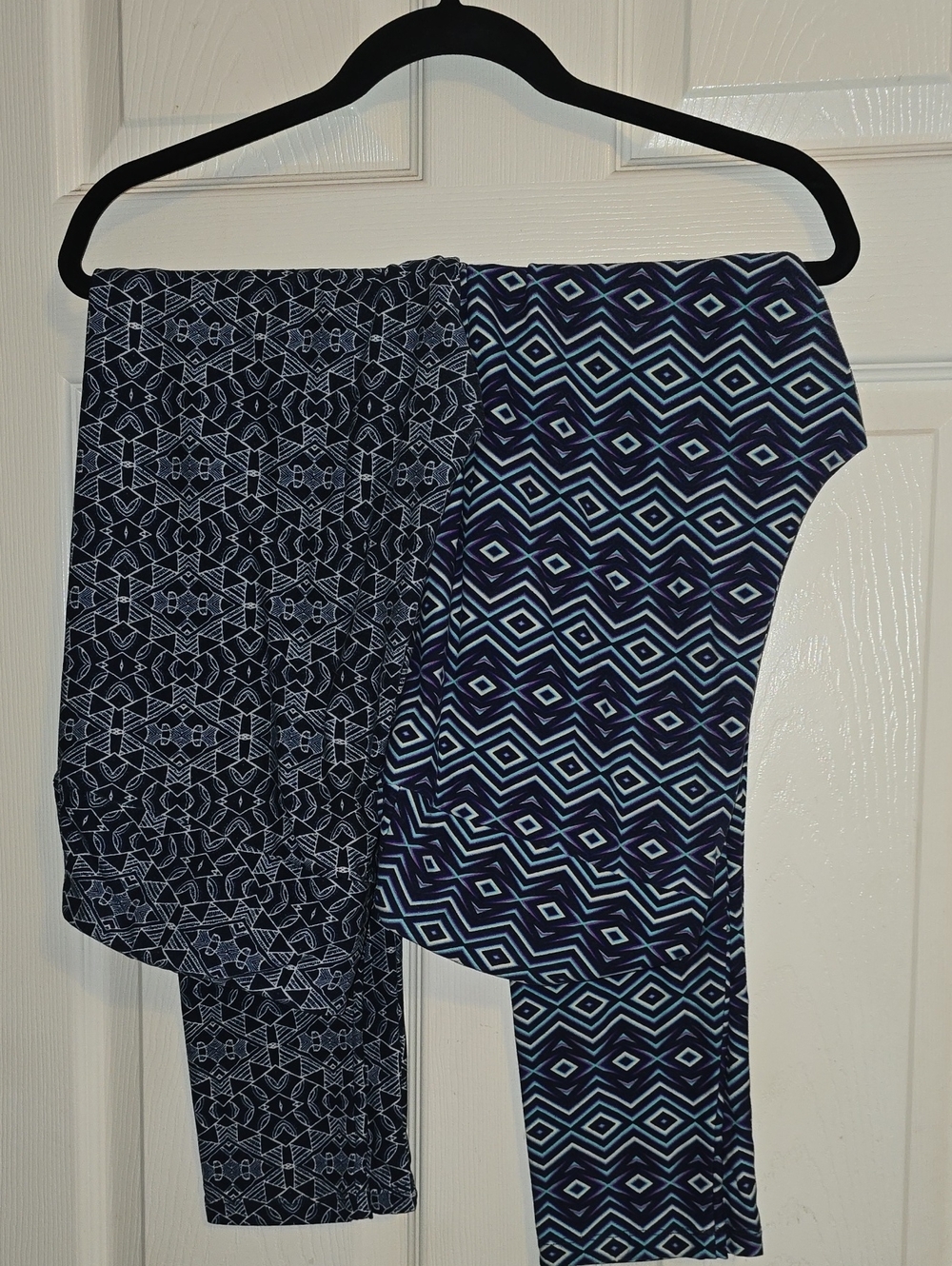 LuLaRoe Navy and Light Blue Geometric Leggings Pair